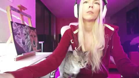 stage Kylie Sinner  brand CLITBAIT online show from November 5, 3:19 am