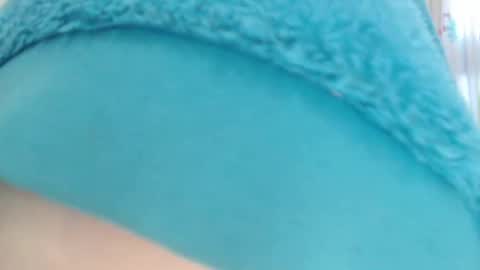 tinyslut66 online show from December 5, 11:30 am