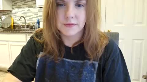 tinywithtiddies online show from March 12, 12:42 pm