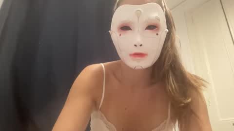 Tinks online show from November 2, 4:12 am