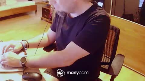 Tirolerboy27 online show from October 23, 2:07 pm