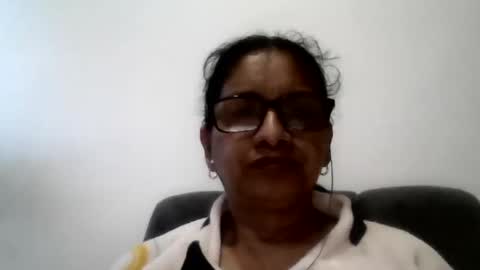 Ester online show from March 31, 10:59 am