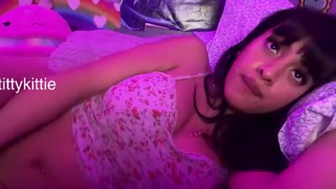 HOTTIE4U online show from January 16, 3:26 am