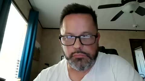 tjhawk86 online show from December 17, 9:10 pm