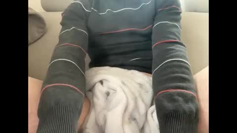 tkastelic93 online show from March 11, 7:24 am