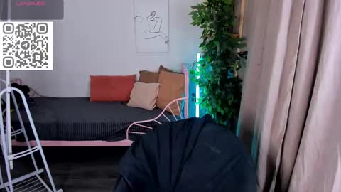 2 GMT Mo Tu We Th Fr 10am-4am online show from November 3, 10:00 pm