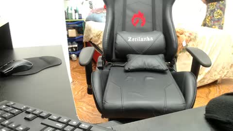 David online show from April 16, 8:25 am