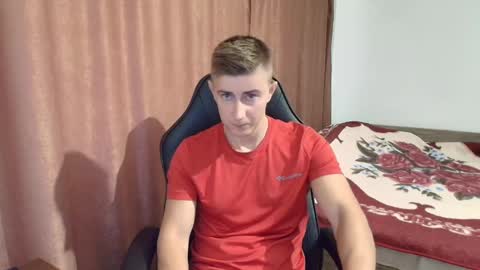 todhorny987 online show from March 3, 6:37 am