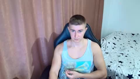 todhorny987 online show from February 3, 6:40 am