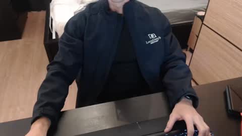 toiletforshit online show from December 30, 7:53 pm