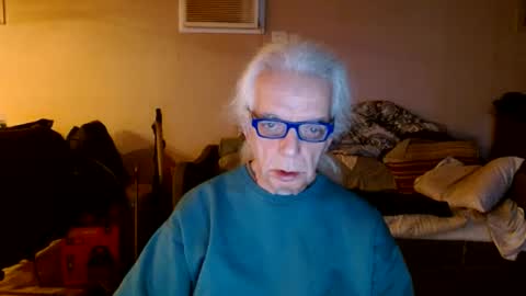 tom112292014 online show from March 3, 4:03 am