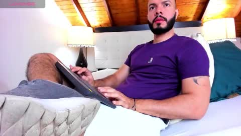   online show from October 6, 1:29 pm