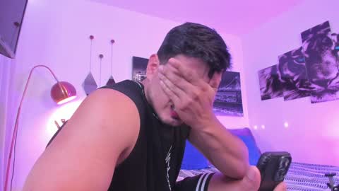 TOM MCKLEEIN  instagram online show from December 1, 8:55 pm