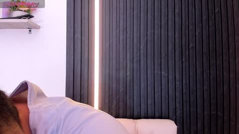 Tom muscle1 online show from October 14, 11:57 am