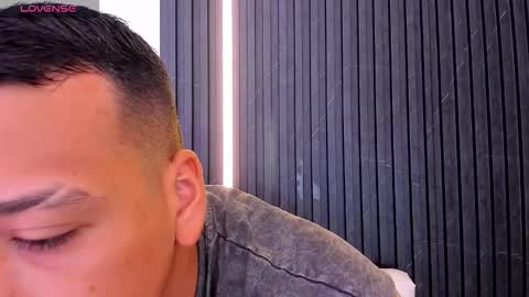 Tom muscle1 online show from October 23, 12:17 pm