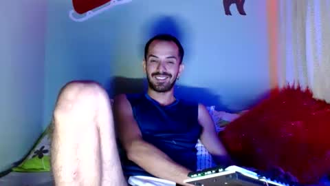 tomas gerauld. make me happy with 10000 tokens online show from December 29, 4:48 am