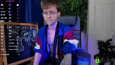 tomas_norton online show from March 18, 3:40 pm