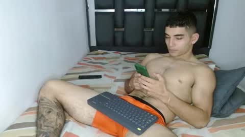 tomaz_18 online show from March 1, 12:15 am