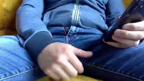 tombi125 online show from March 22, 2:32 pm