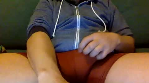 Snapshot of tombi125 chatting on January 1, 5:00 pm tombi125 online show from January 1, 5:00 pm