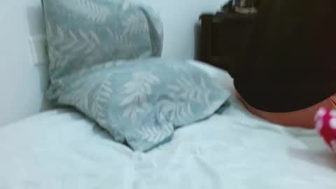 Blue online show from November 14, 8:22 pm