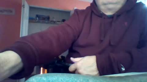 Snapshot of tomcat4848 chatting on September 22, 11:47 am tomcat4848 online show from September 22, 11:47 am