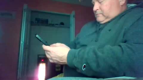 Snapshot of tomcat4848 chatting on October 18, 11:31 pm tomcat4848 online show from October 18, 11:31 pm