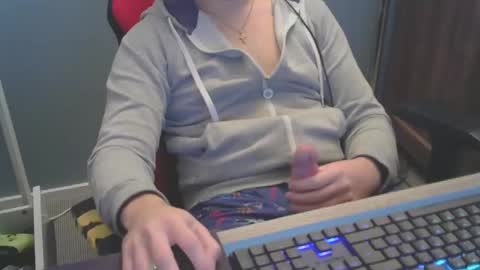 tomin3m online show from January 11, 12:12 am