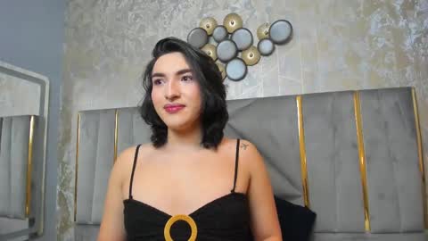 Snapshot of tomlondon_ chatting on February 28, 11:36 am online show from February 28, 11:36 am