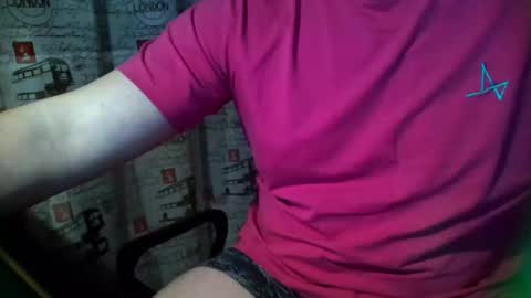 Tommi Li online show from December 12, 6:42 pm