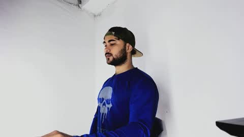 tommy_sccott online show from October 28, 2:01 am