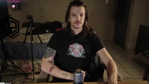 Tommy Sins online show from November 25, 7:45 pm