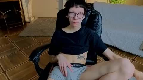 tommy_stars online show from March 14, 5:44 am