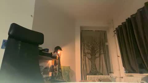 First Show ever 3 online show from October 4, 6:49 pm