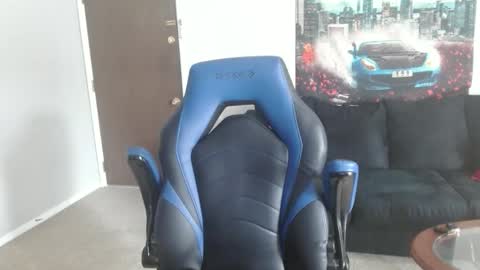 Tommy Strokes online show from February 3, 6:23 pm