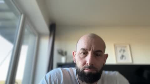 Thomas Fit online show from April 27, 6:00 am