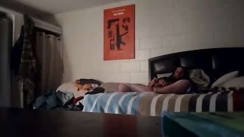 Snapshot of tomthebomb347 chatting on December 6, 6:31 am tomthebomb347 online show from December 6, 6:31 am