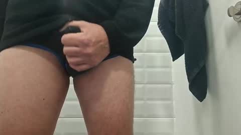 tomtom0505 online show from January 1, 6:16 pm