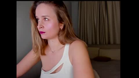 Snapshot of tony_and_alice chatting on January 21, 8:32 pm Tony and Alice online show from January 21, 8:32 pm