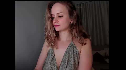 Snapshot of tony_and_alice chatting on March 7, 12:04 am Tony and Alice online show from March 7, 12:04 am