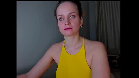 Snapshot of tony_and_alice chatting on February 25, 11:26 pm Tony and Alice online show from February 25, 11:26 pm