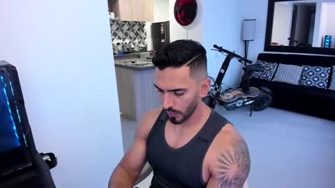 tony muscle1 online show from March 5, 10:54 pm