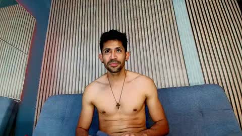 Snapshot of tonycosta_ chatting on October 5, 2:09 am Tony online show from October 5, 2:09 am