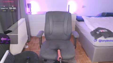 Tony online show from January 28, 5:11 am