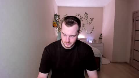 toohornyserj online show from November 22, 9:13 pm