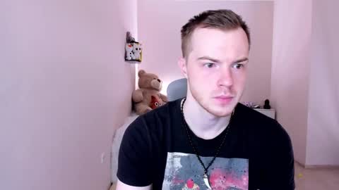 toohornyserj online show from February 22, 11:24 pm