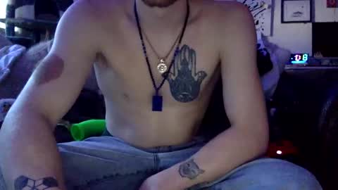 toonhead100 online show from January 24, 6:14 pm