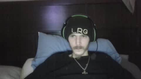 Snapshot of tootall803 chatting on January 18, 8:10 am TooTall803 online show from January 18, 8:10 am