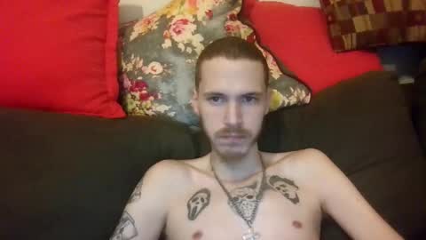 Snapshot of tootall803 chatting on September 28, 4:21 am TooTall803 online show from September 28, 4:21 am