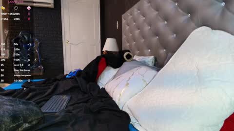 T O W E R online show from March 25, 4:08 am